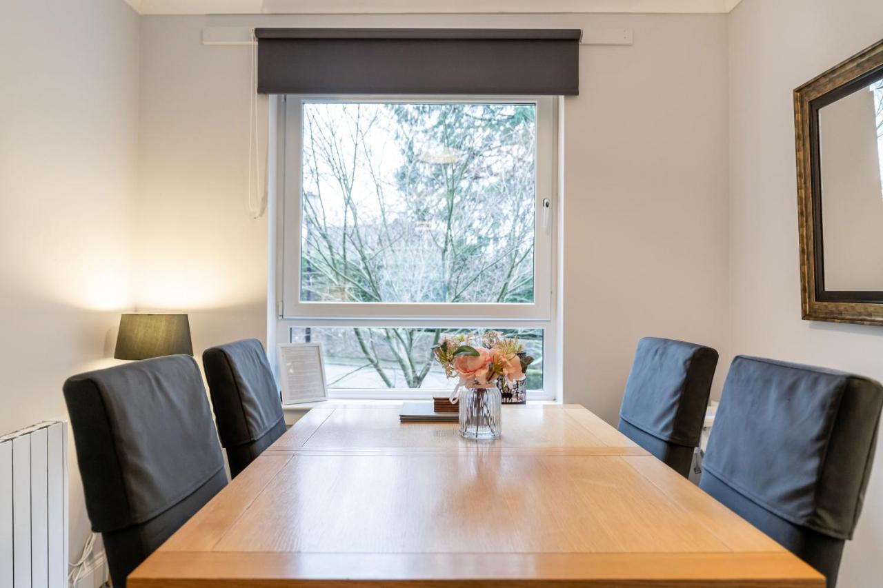 Ground-Fl Two Bedroom Apartment In Bridge Of Allan Extérieur photo