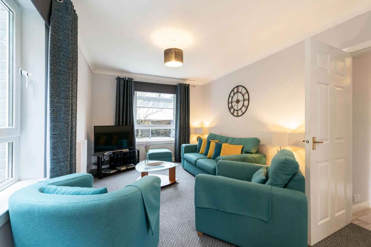 Ground-Fl Two Bedroom Apartment In Bridge Of Allan Extérieur photo