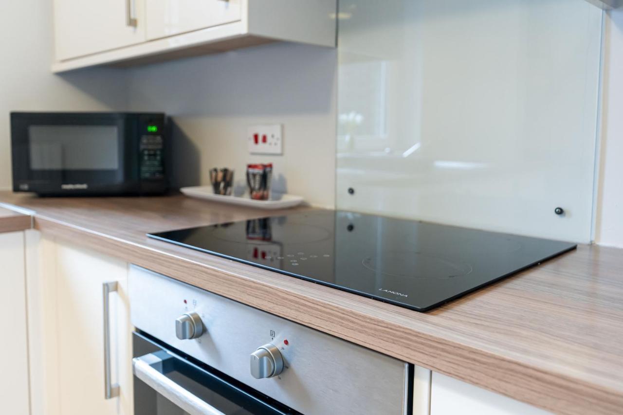 Ground-Fl Two Bedroom Apartment In Bridge Of Allan Extérieur photo