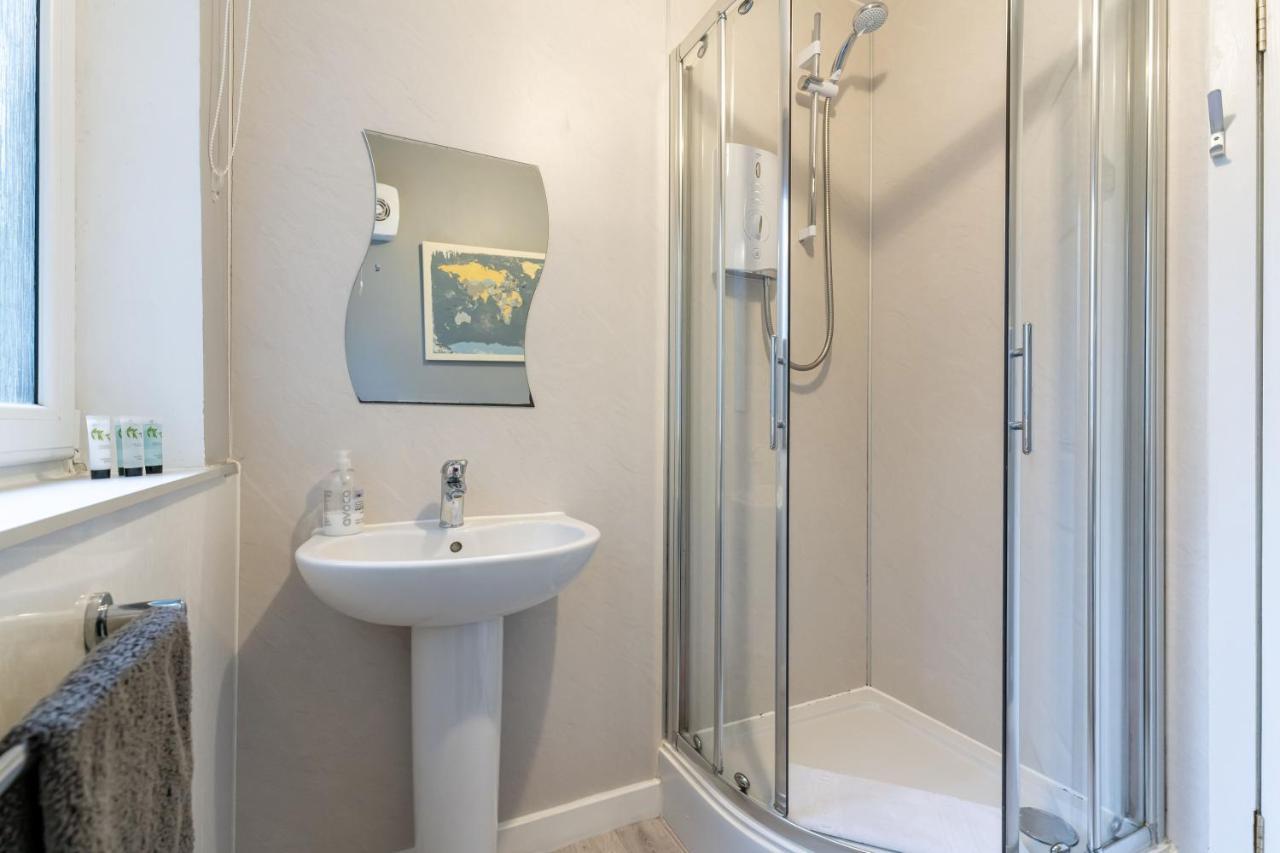 Ground-Fl Two Bedroom Apartment In Bridge Of Allan Extérieur photo