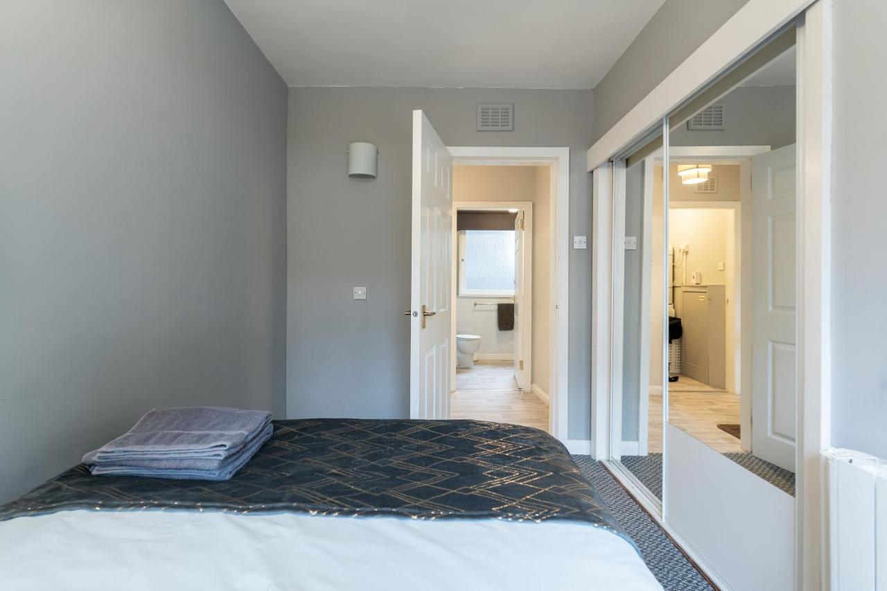 Ground-Fl Two Bedroom Apartment In Bridge Of Allan Extérieur photo